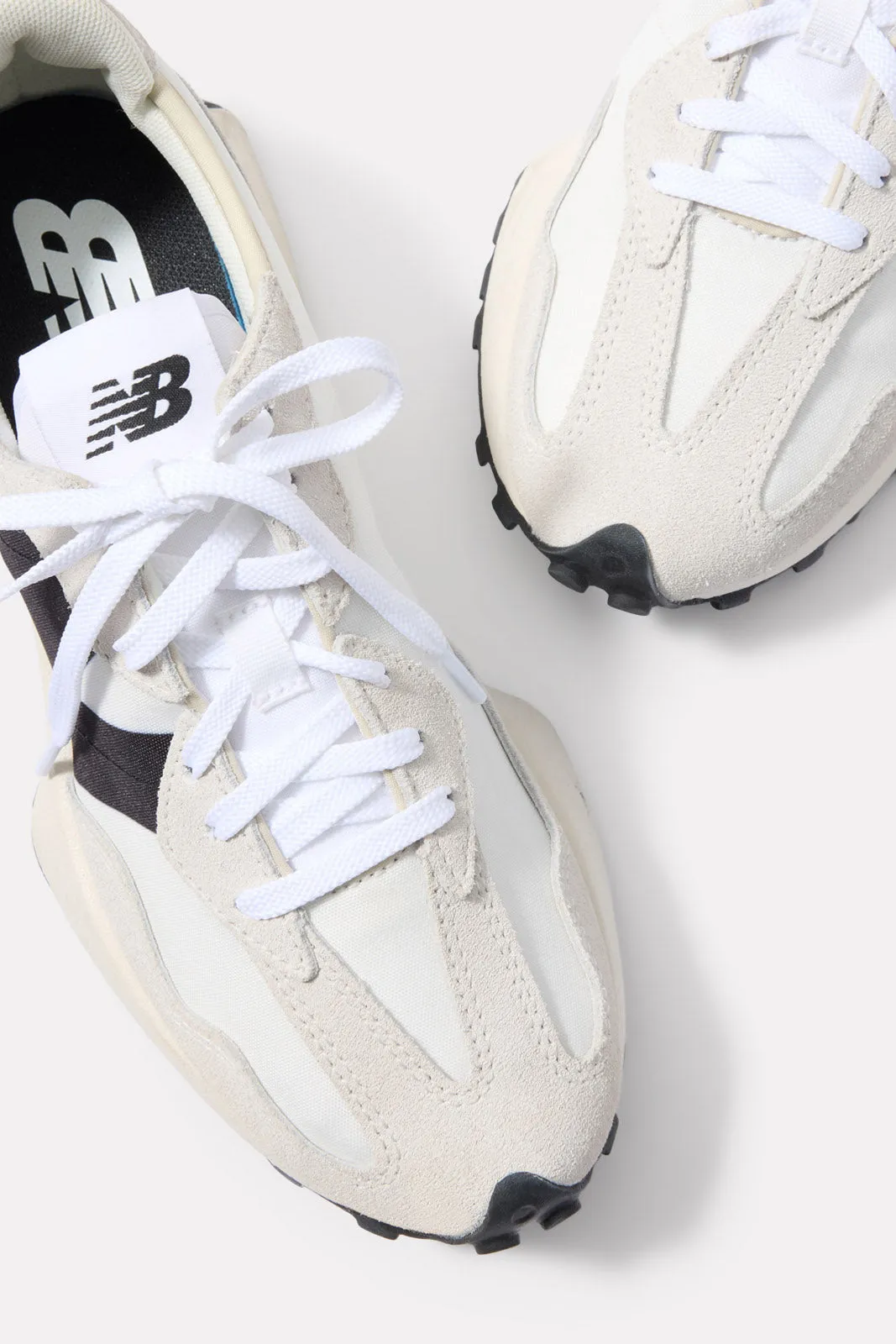 327 Sneaker
