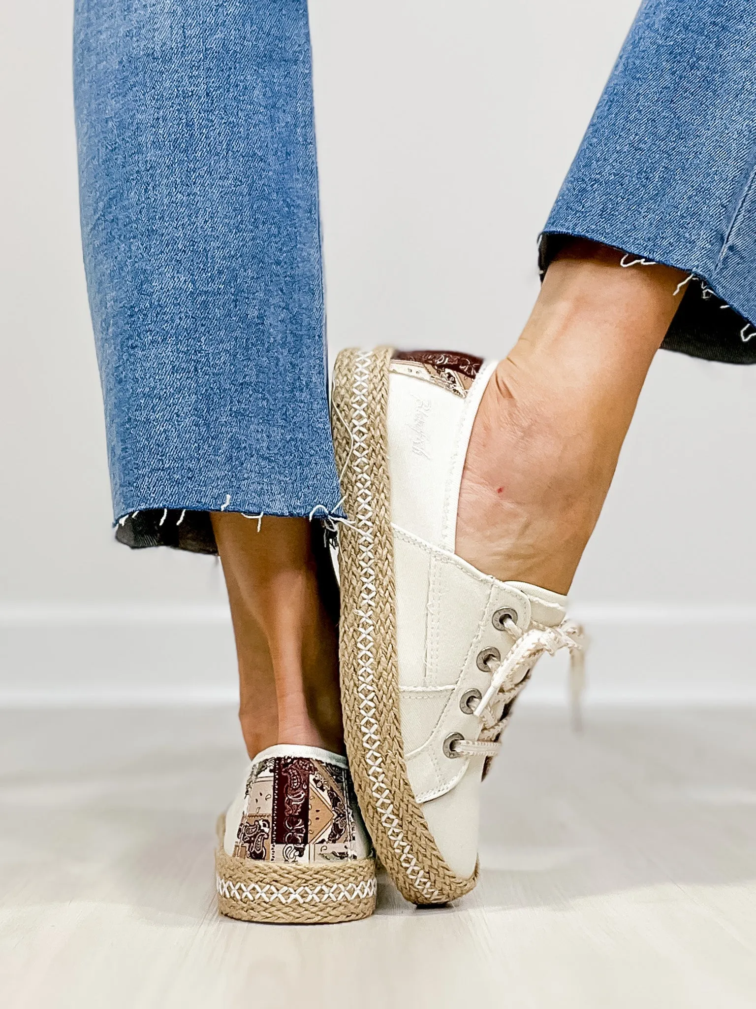 Blowfish Malibu Buenos Slip-On Tennis Shoes in Cream