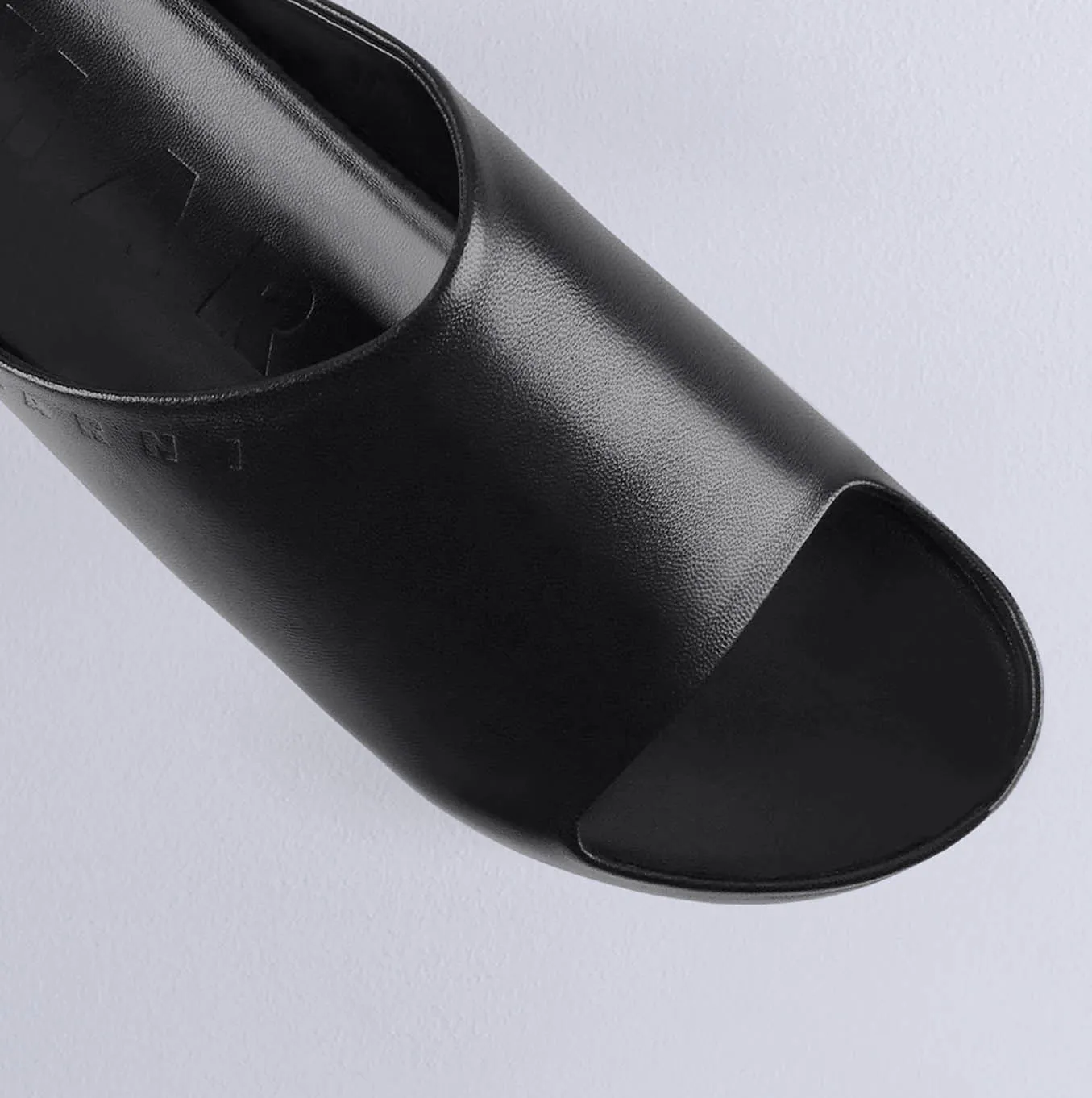 CHUNKY CLOG