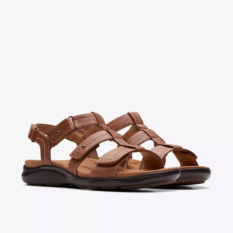 Clarks Women's Kitly Step Tan Leather 26172012