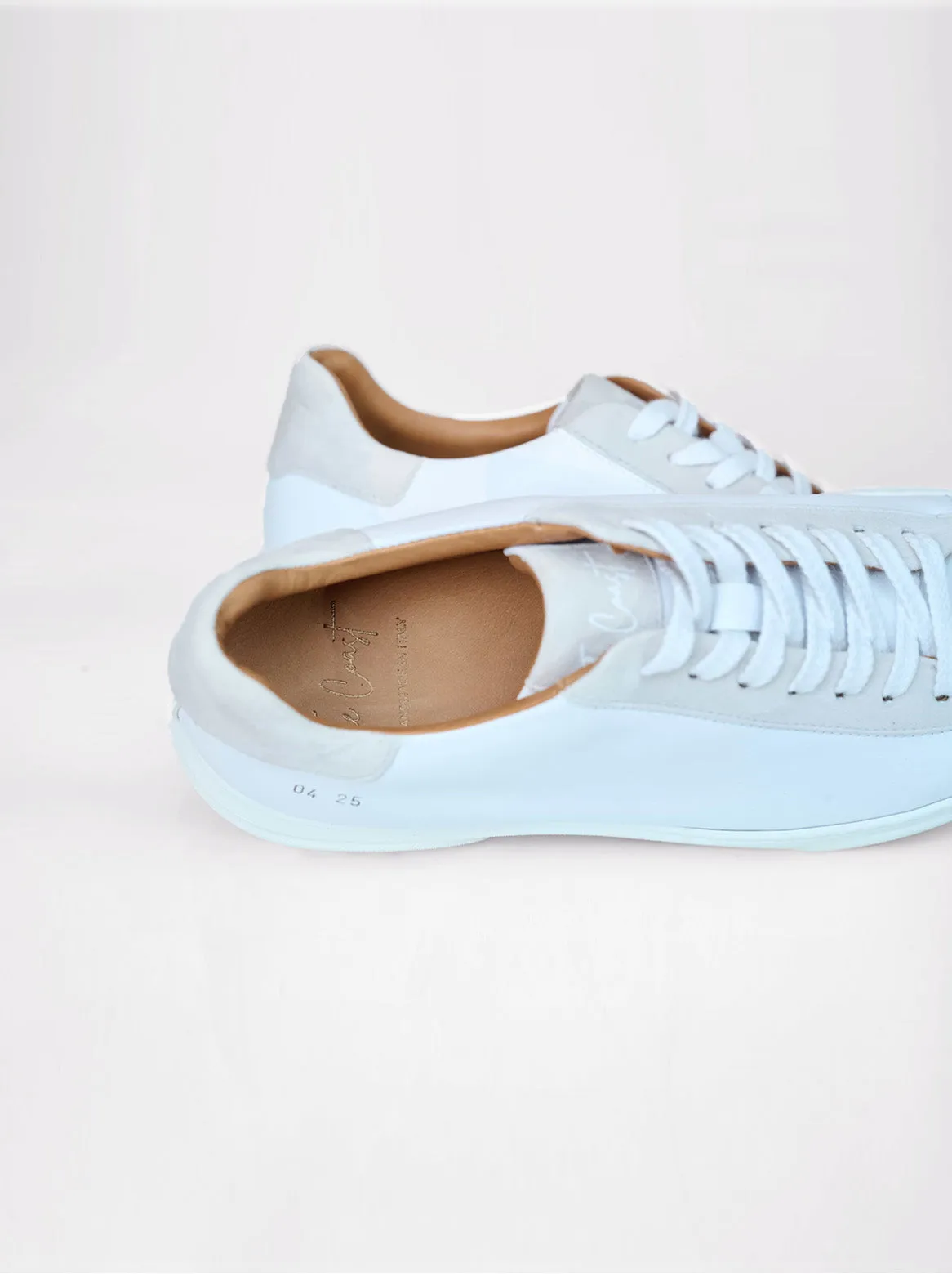 Diana Sneaker White