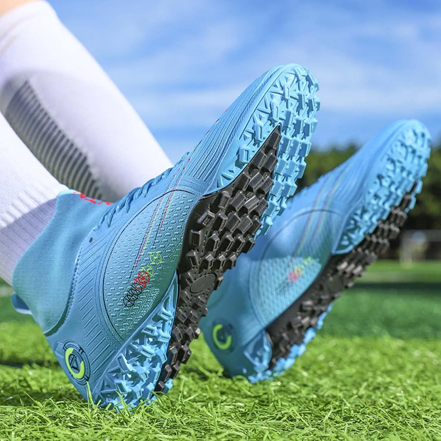 HESBITEUL Mens Athletic Outdoor Indoor Comfortable Soccer Shoes Boys Football Student Cleats Sneaker Shoes High Gripping Power