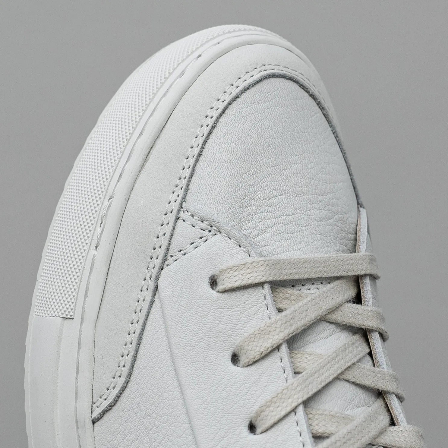 Hinson Sorren Sinnet High White LM