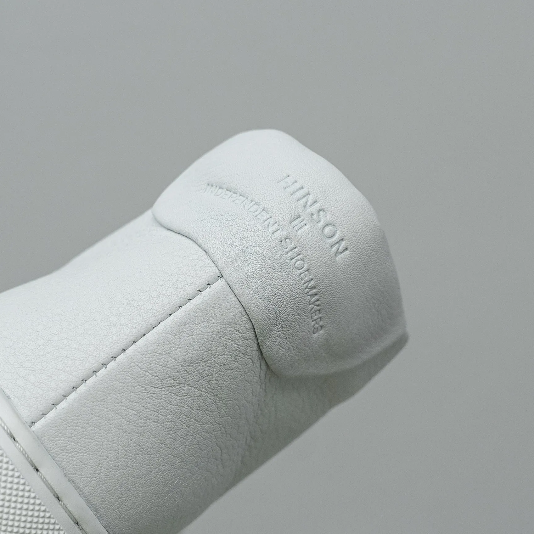 Hinson Sorren Sinnet High White LM