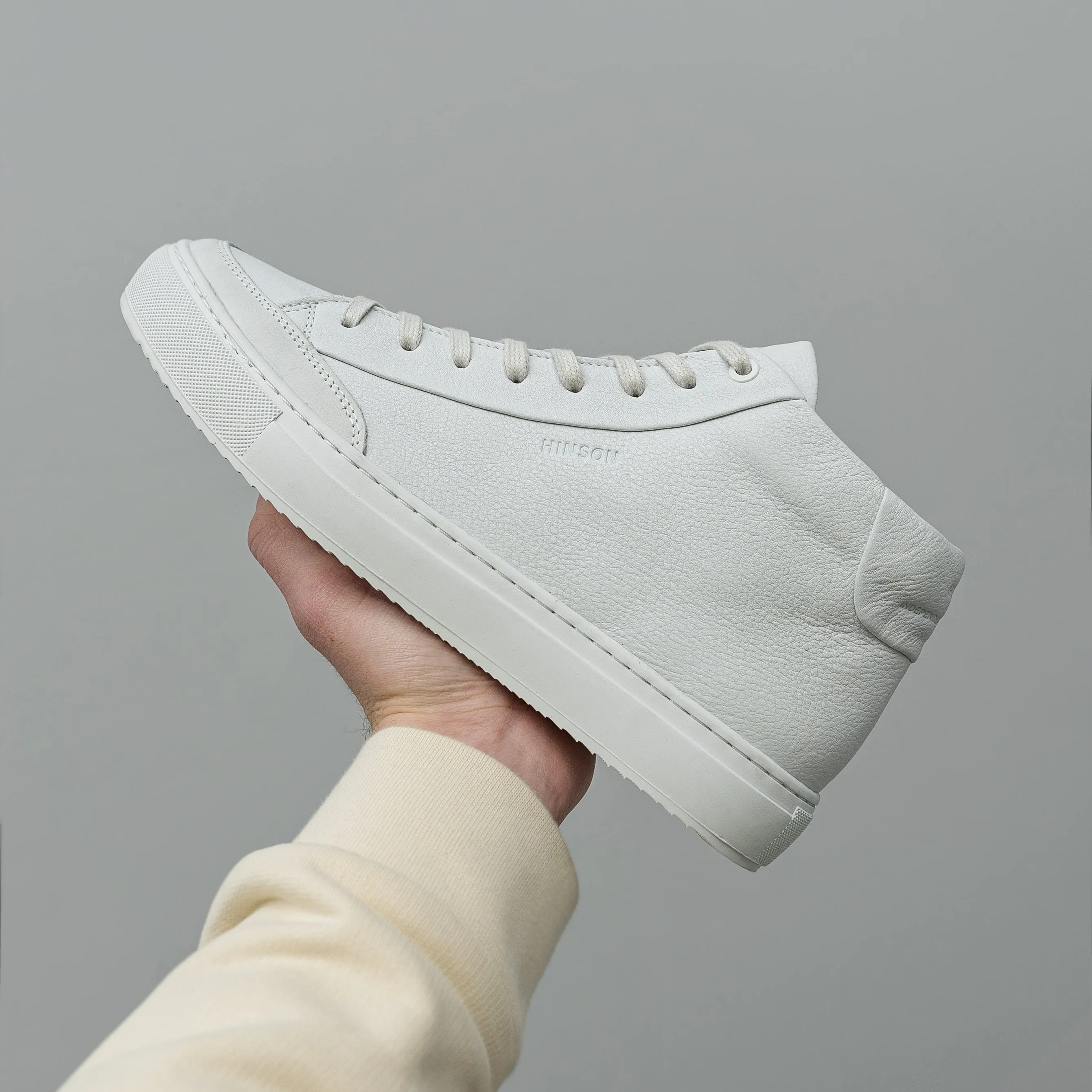 Hinson Sorren Sinnet High White LM