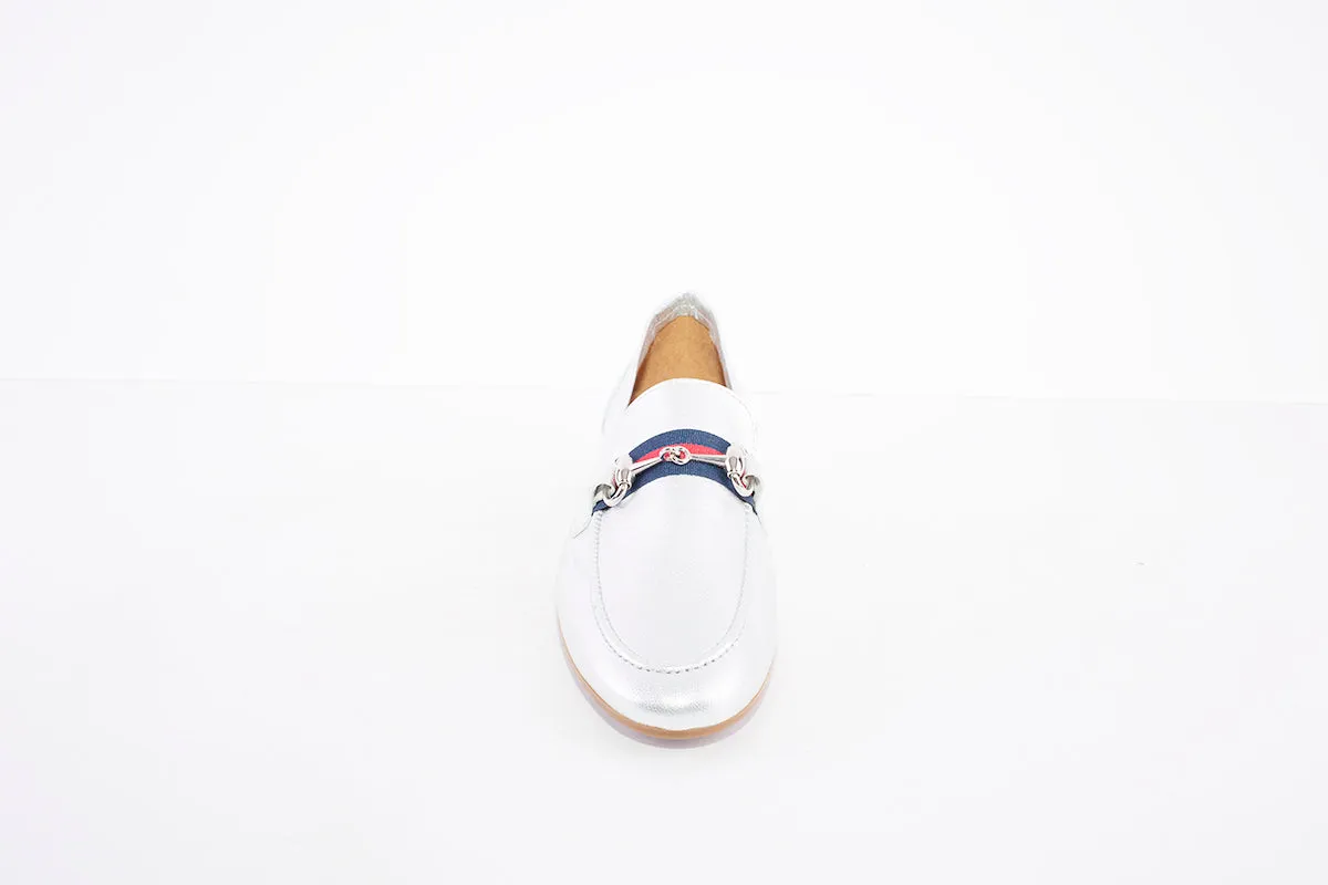 MARIA JAEN - 4026 LOW HEEL SLIP-ON SHOE - SILVER LEATHER