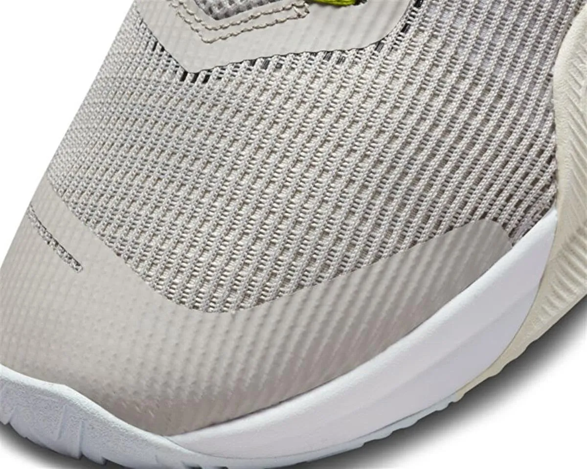 Nike Men's Sneaker