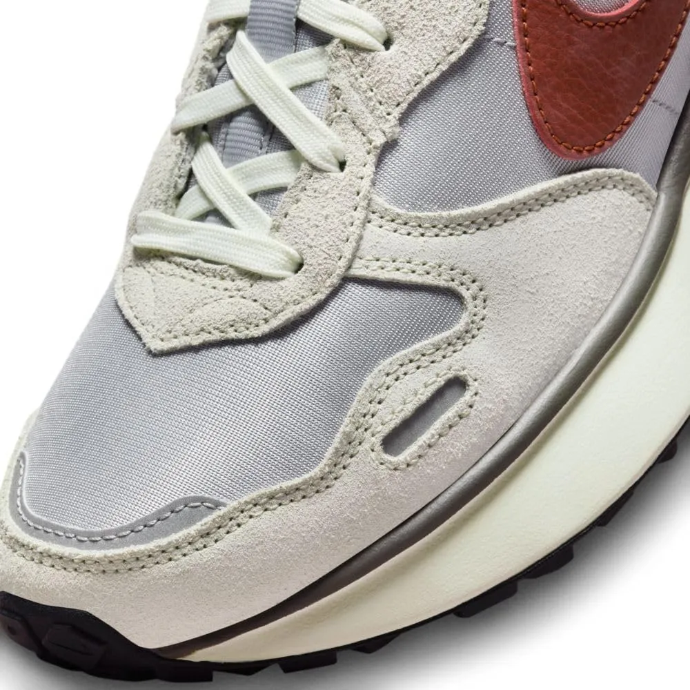 Nike Women's Sneaker