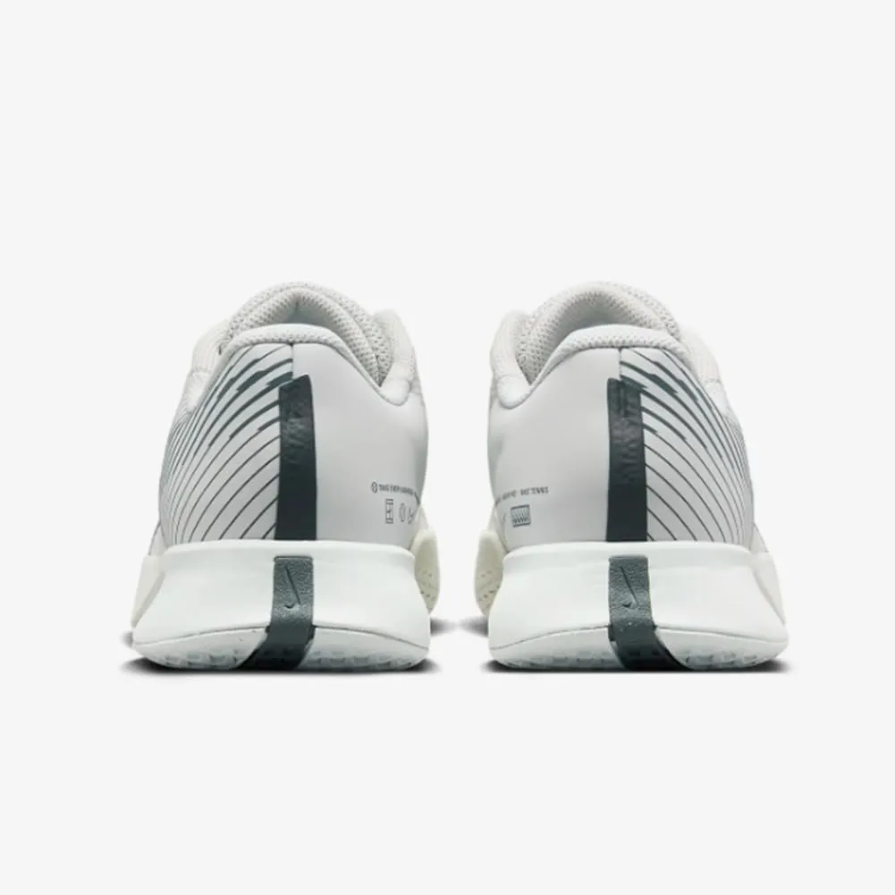 Nike Women's Tennis Low