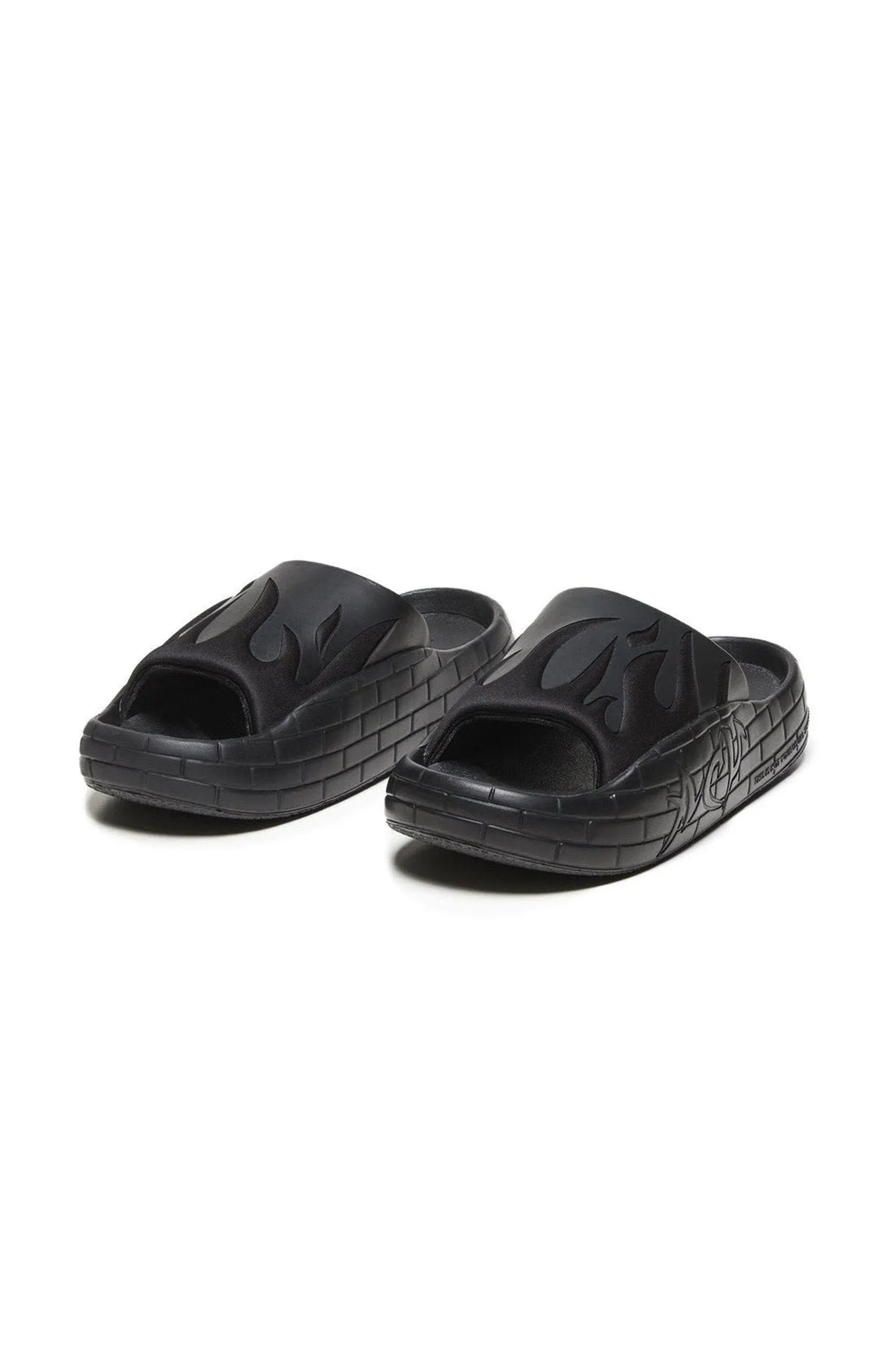 NYU SLIDE BLACK