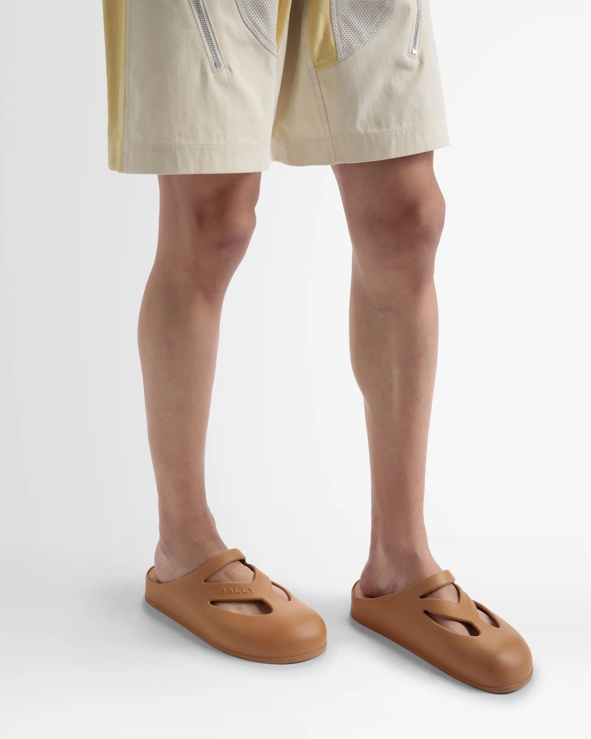 Oaks Slide Sandal In Rubber