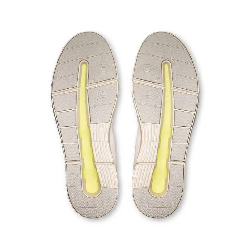 On Men's THE ROGER Advantage 2 - Ivory/Evergreen