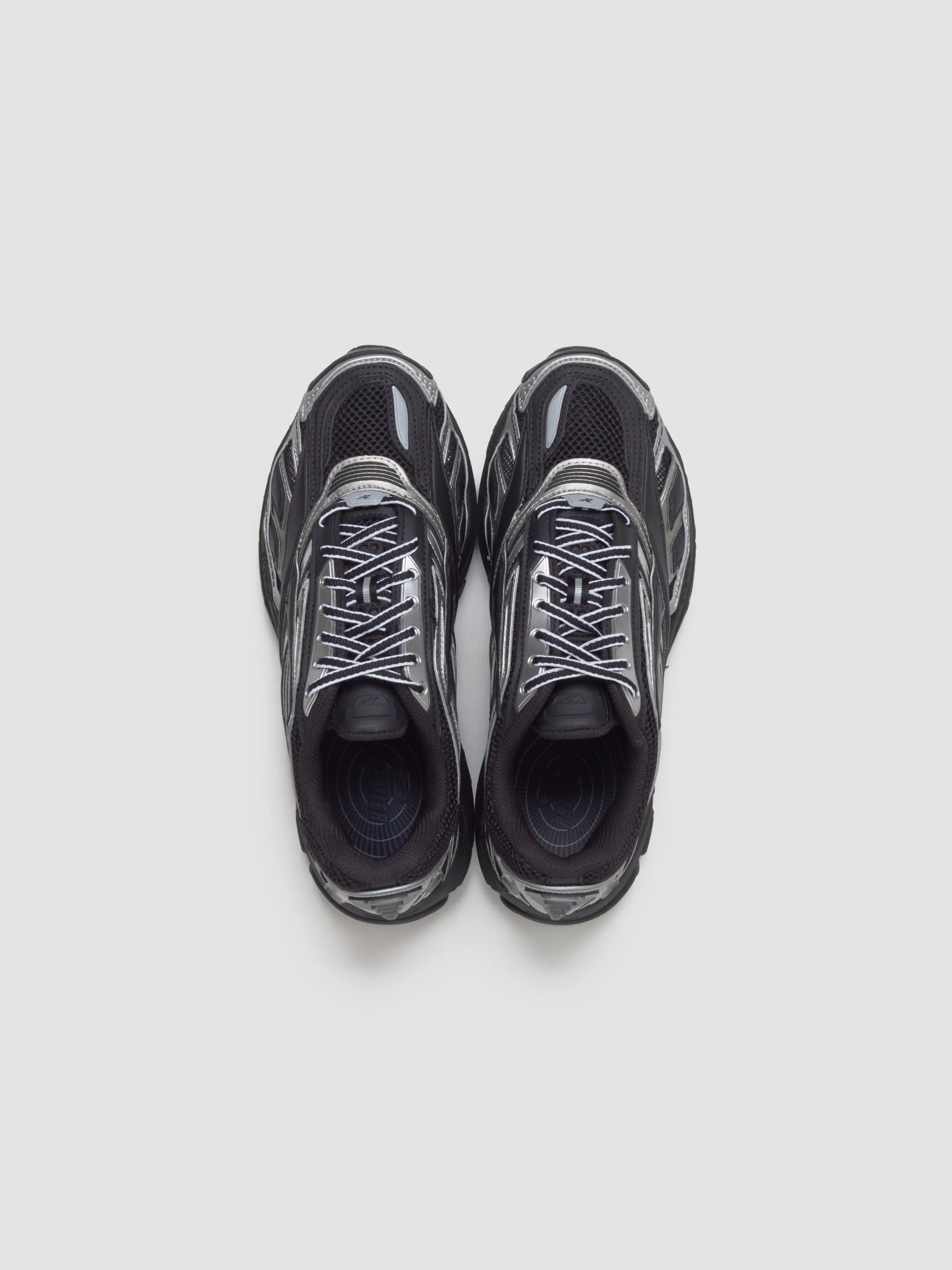 Premier Road Ultra Sneaker in Black Metallic