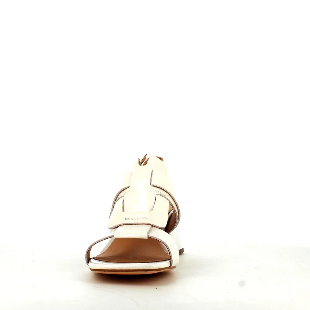 Regarde Le Ciel Amalia White Patent Mix