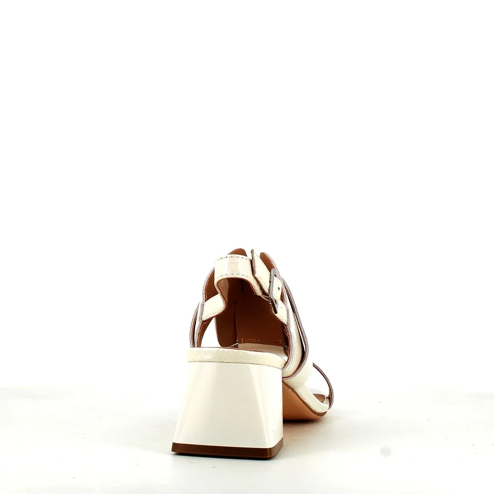 Regarde Le Ciel Amalia White Patent Mix