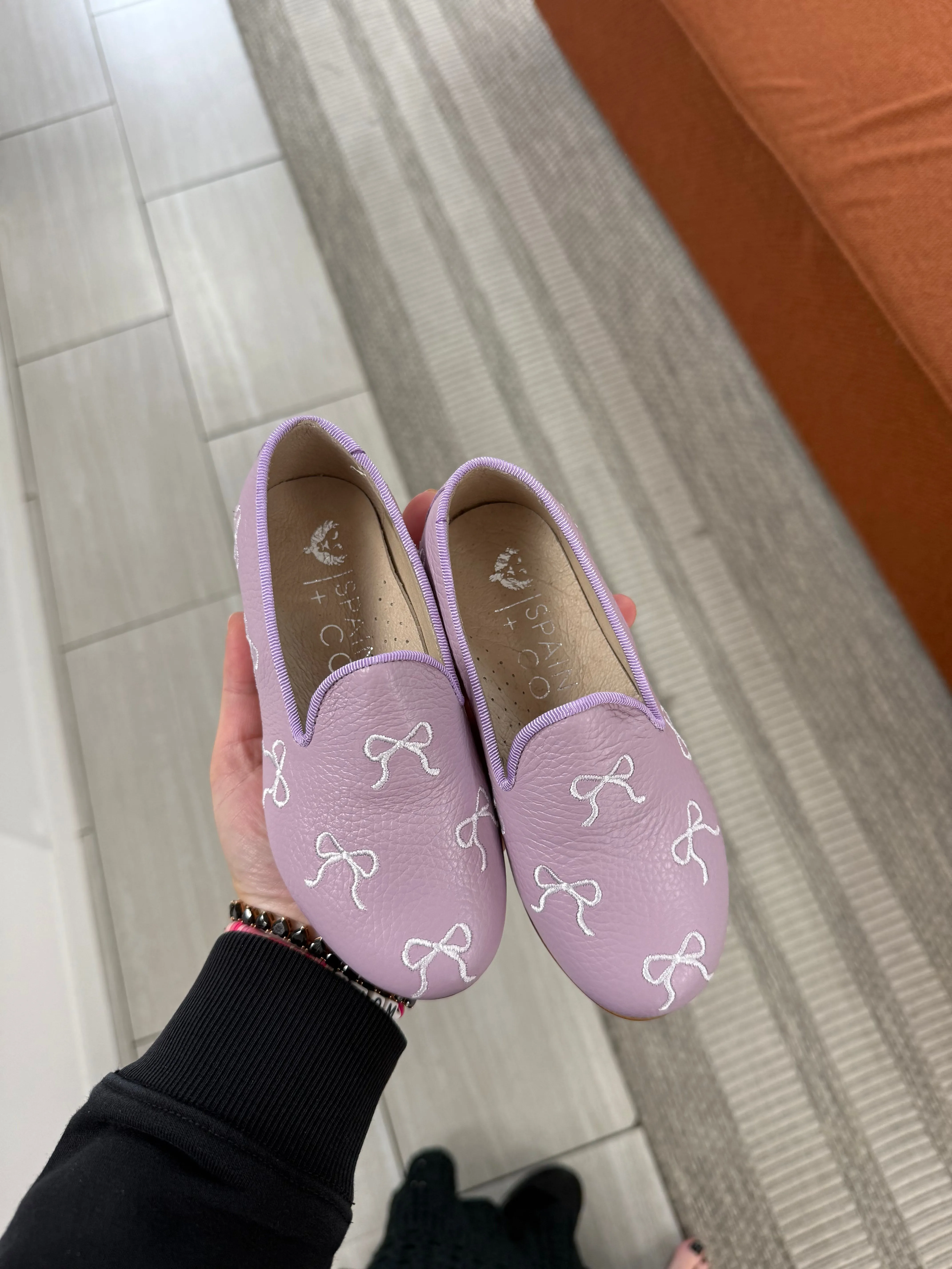 Spain Co Lilac Bow Embroidered Smoking Loafer