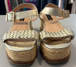 Steven by Steve Madden Sabble Gold Leather Espadrille Wedges Size: 8.5B