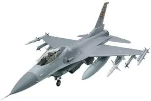 Tamiya Lockheed Martin F-16CJ Blk 50 1/32 Jet