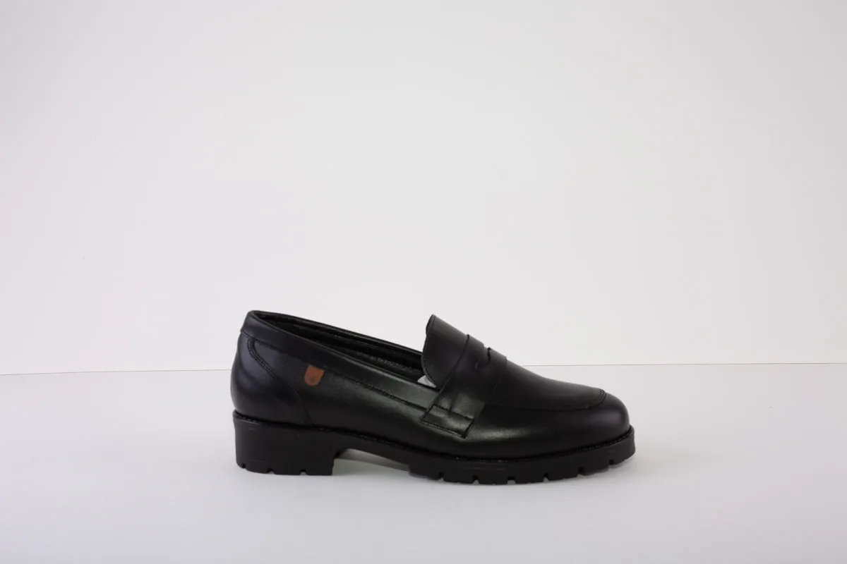VALERIAS 8570 LOW HEEL SLIP-ON SHOE - BLACK