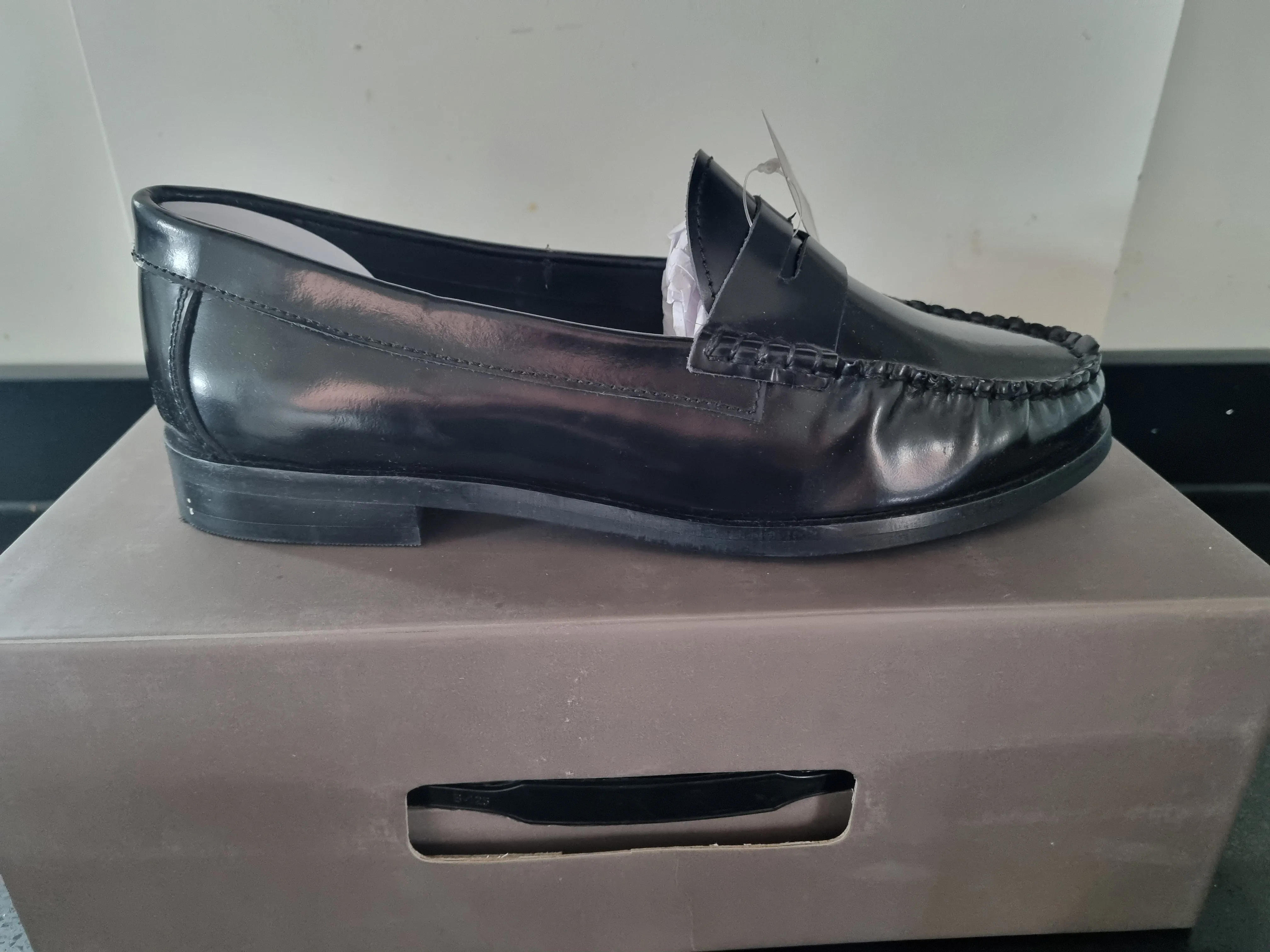 Womens - Cipriata Hi-Shine Black Saddle Loafer (L075A)