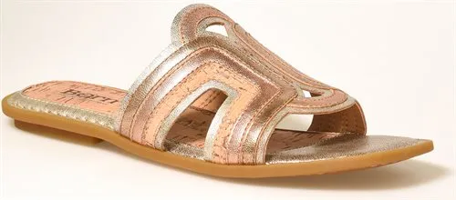 Women's Hyannis by Born